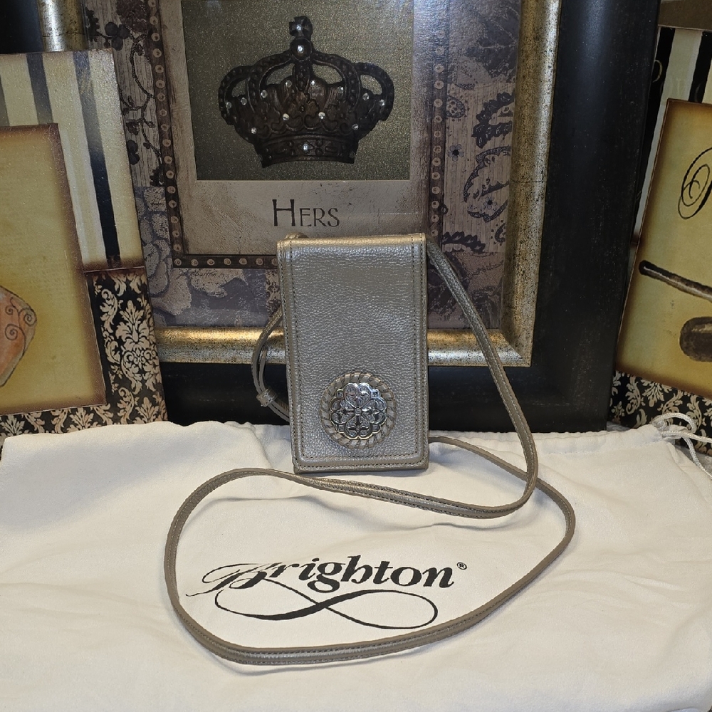 NWOT Brighton Ferrara Phone/wallet Crossbody